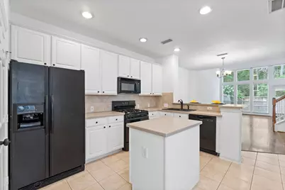 31 W Greenhill Terrace Place, The Woodlands, TX 77382 - Photo 13