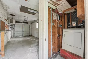 4211 E Villa St, Houston, TX 77017 - Photo 21