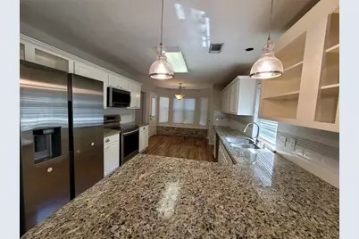 8011 Aspen Court, Baytown, TX 77523 - Photo 7