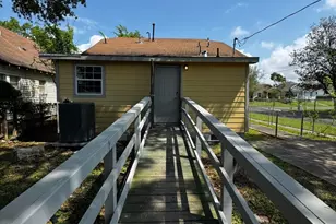 3401 Illinois St, Baytown, TX 77520 - Photo 21