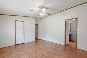 37 Riverside Ln, Huntsville, TX 77320 - Photo 15