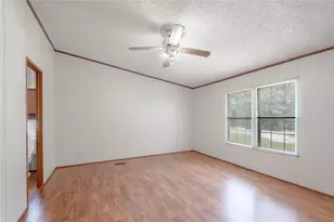 37 Riverside Ln, Huntsville, TX 77320 - Photo 13