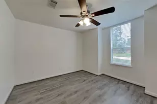1915 Creston Dr, Spring, TX 77386 - Photo 13