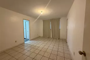 12323 Welland Dr, Houston, TX 77031 - Photo 9