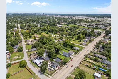 924 W Little York Road, Houston, TX 77091 - Photo 5