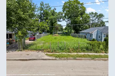 924 W Little York Road, Houston, TX 77091 - Photo 7