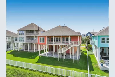 13610 Windlass Circle, Galveston, TX 77554 - Photo 37