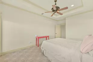 13610 Windlass Cir, Galveston, TX 77554 - Photo 23