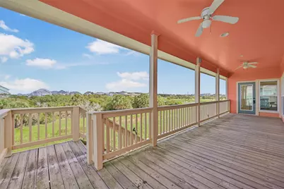 13610 Windlass Circle, Galveston, TX 77554 - Photo 39