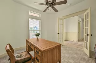 13610 Windlass Cir, Galveston, TX 77554 - Photo 7