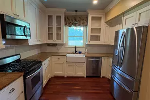 643 E 10th 1/2 St, Houston, TX 77008 - Photo 3