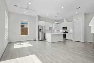 861 Prosper St, Houston, TX 77088 - Photo 9