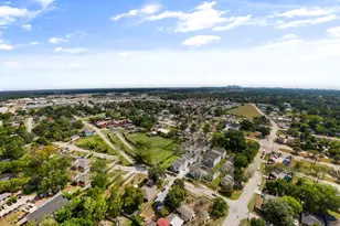 861 Prosper St, Houston, TX 77088 - Photo 43