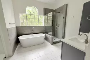 19 Heather Wisp Pl, The Woodlands, TX 77381 - Photo 11
