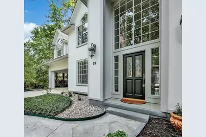 19 Heather Wisp Place, The Woodlands, TX 77381 - Photo 3