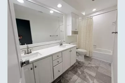 19 Heather Wisp Place, The Woodlands, TX 77381 - Photo 13