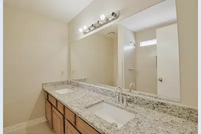 2915 Valley Rose Drive, Kingwood, TX 77339 - Photo 25