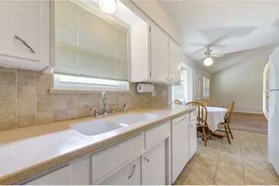 4119 Lou Anne Lane, Houston, TX 77092 - Photo 7