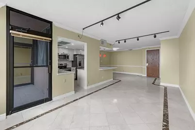 5150 Hidalgo Street #202, Houston, TX 77056 - Photo 15