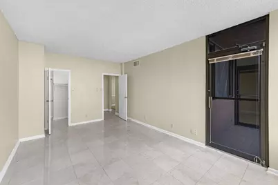5150 Hidalgo Street #202, Houston, TX 77056 - Photo 17