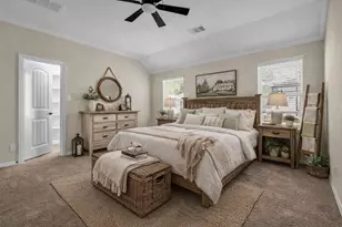 9023 S Comanche Cir, Willis, TX 77378 - Photo 11