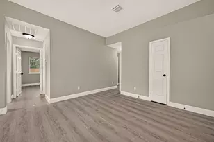 4718 Fairgreen Ln, Houston, TX 77048 - Photo 7