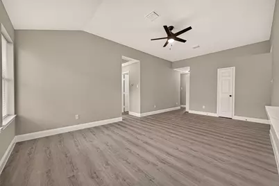 4718 Fairgreen Lane, Houston, TX 77048 - Photo 11