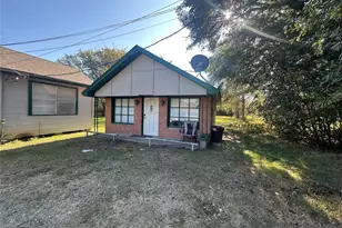 312 Prospect Dr, Trinity, TX 75862 - Photo 7