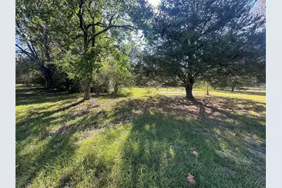 312 Prospect Dr, Trinity, TX 75862 - Photo 13