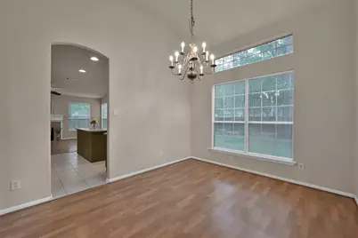 30 Hidden Meadow Drive, The Woodlands, TX 77382 - Photo 5