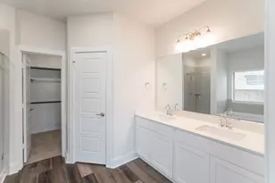 10313 S Goshawk Trl, Conroe, TX 77385 - Photo 17