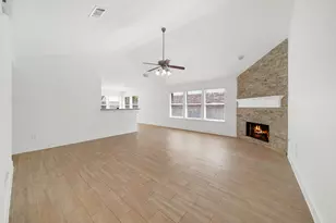 135 Fairwind Trail Dr, The Woodlands, TX 77385 - Photo 13