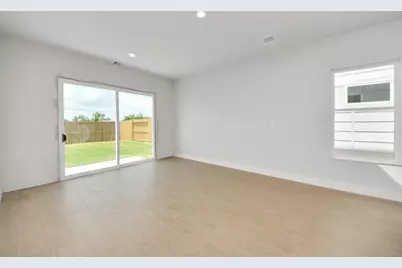 3004 Ventas Drive #B, Houston, TX 77047 - Photo 9