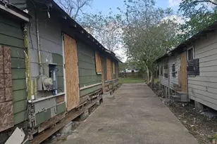 3920 Wayne St, Houston, TX 77026 - Photo 5