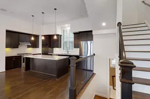 1030 W 26th St, Houston, TX 77008 - Photo 13