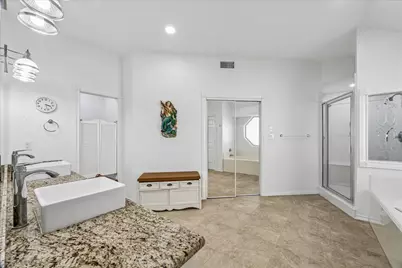 209 Bora Bora Drive, Tiki Island, TX 77554 - Photo 15