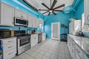 209 Bora Bora Dr, Tiki Island, TX 77554 - Photo 13