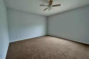 12500 Sandpiper Dr, Houston, TX 77035 - Photo 5