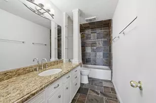 4063 Breakwood Dr, Houston, TX 77025 - Photo 31