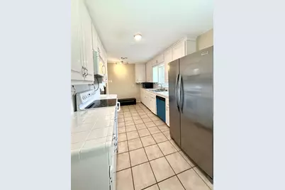 2009 Sheridan Street, Houston, TX 77030 - Photo 7