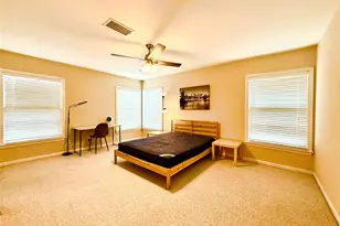2009 Sheridan St, Houston, TX 77030 - Photo 11