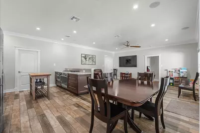 4910 Old Castle Lane, Dickinson, TX 77539 - Photo 15