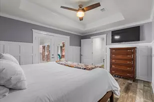 4910 Old Castle Ln, Dickinson, TX 77539 - Photo 23