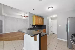 624 S 9th St, Nederland, TX 77627 - Photo 5