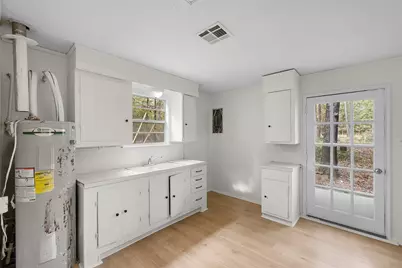 136 Warbler Lane, Livingston, TX 77351 - Photo 13