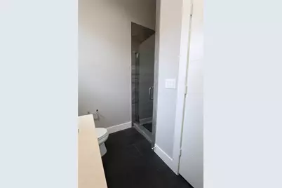 3215 Garrow Street, Houston, TX 77003 - Photo 5