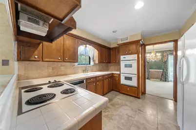 13619 Charwell Crossing Lane, Houston, TX 77069 - Photo 11