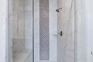 16927 Burke Lake Ln, Houston, TX 77044 - Photo 23