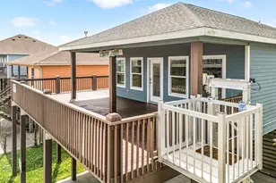 871 Surfview, Crystal Beach, TX 77650 - Photo 3