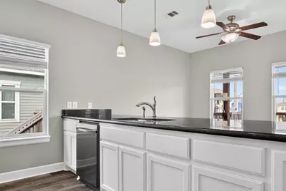 871 Surfview, Crystal Beach, TX 77650 - Photo 15
